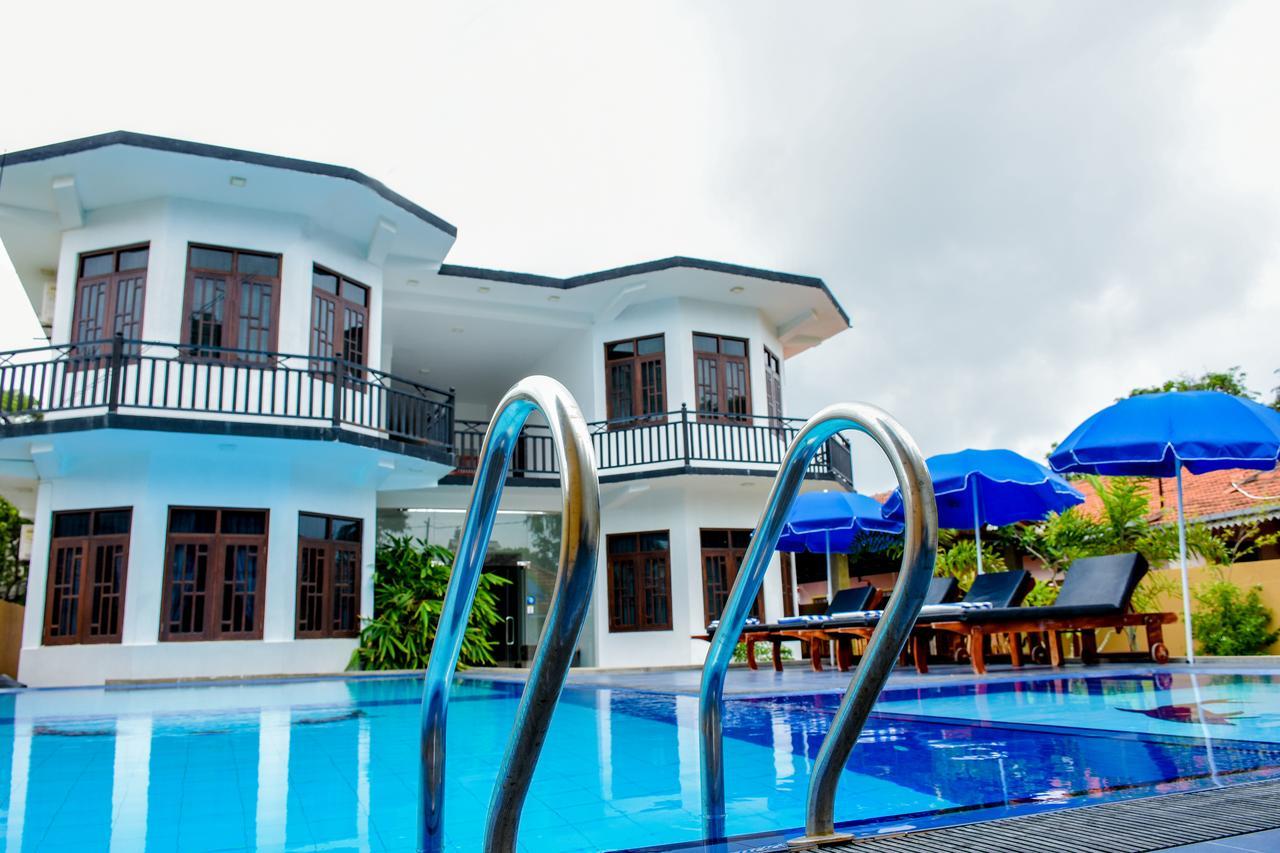 Ocean Glory Hotel Ettukala 外观 照片