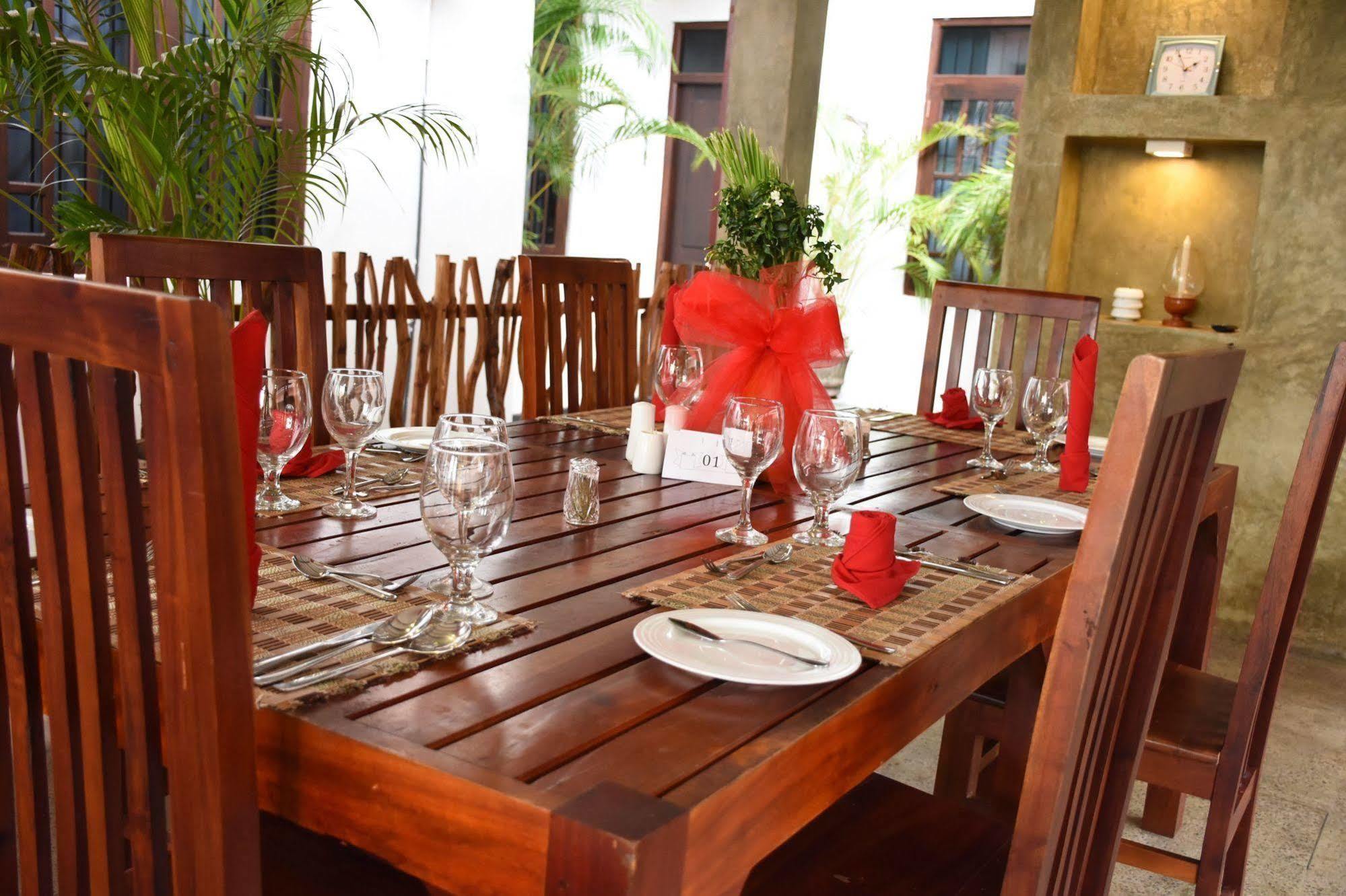 Ocean Glory Hotel Ettukala 外观 照片