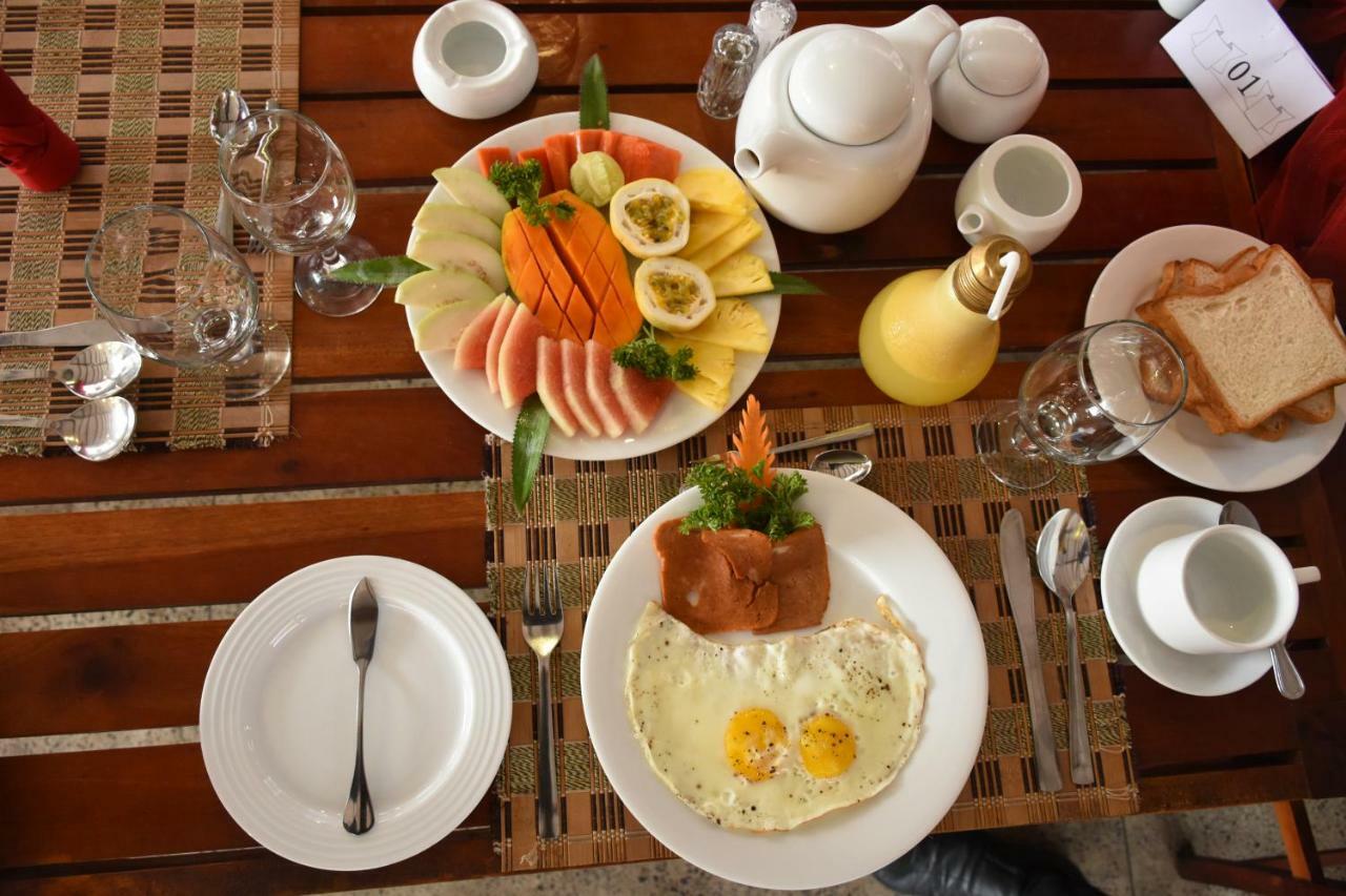 Ocean Glory Hotel Ettukala 外观 照片